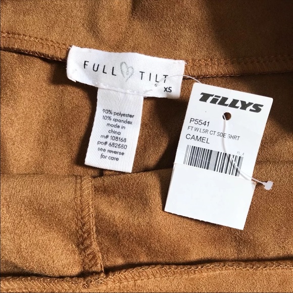 Tillys/Full Tilt Scallop Suede Shorts NWT - Picture 5 of 6